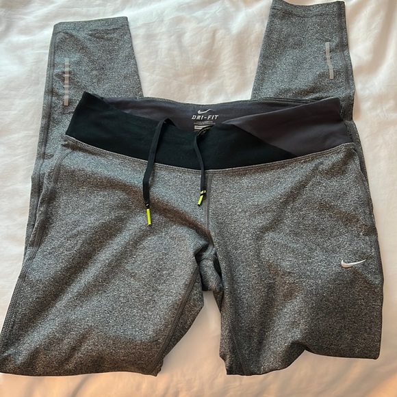 Nike Dri-Fit Tights - Picture 1 of 3